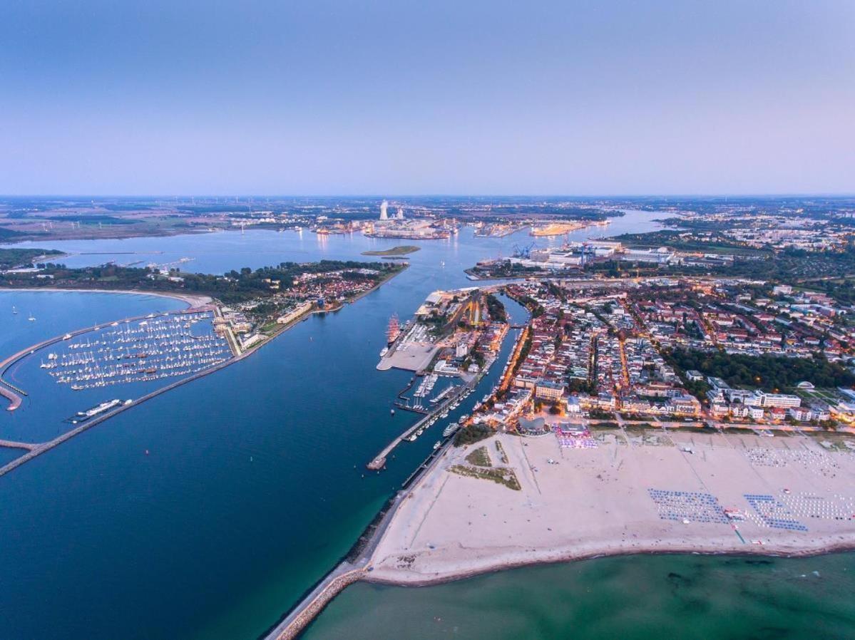 Апартаменты Seaside, Direkt An Der Promenade Росток Экстерьер фото